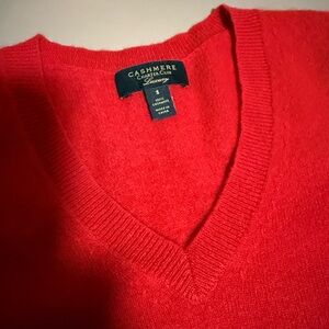Long sleeve Cashmere sweater. New